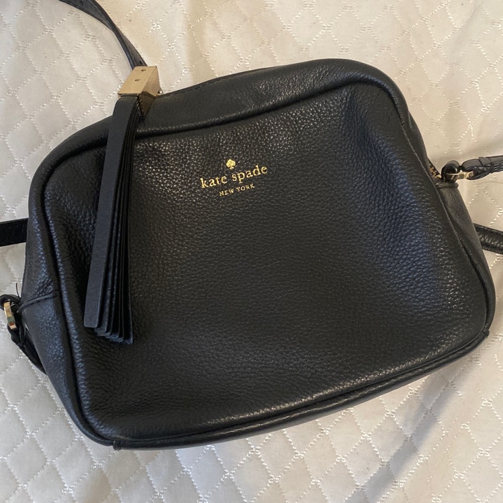 Black Kate Spade crossbody